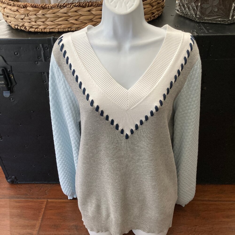 Victor Glemaud  Vintage Gray White Heather Long Sleeve V Neck Sweater Large